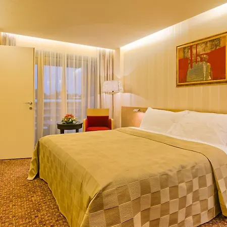 Vega 5* Mamaia