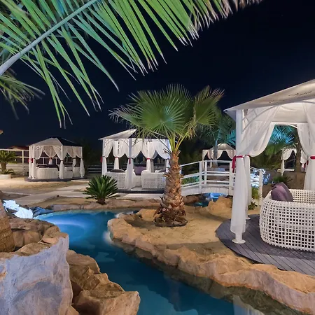 Hotel Vega 5*