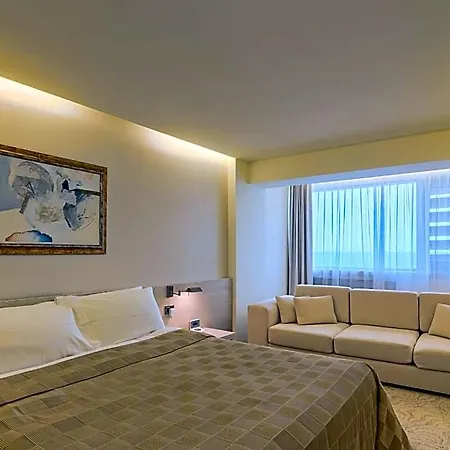 Vega Hotel 5*
